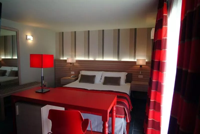 ホテル El Homs Palace