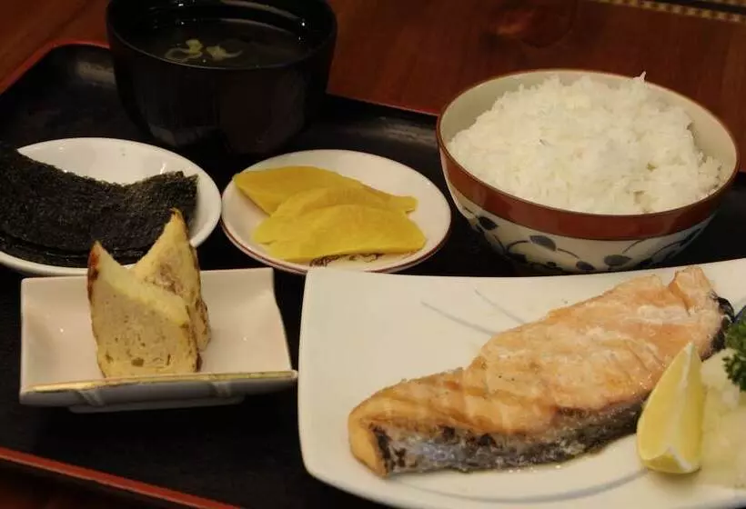 Отель Herald Suites