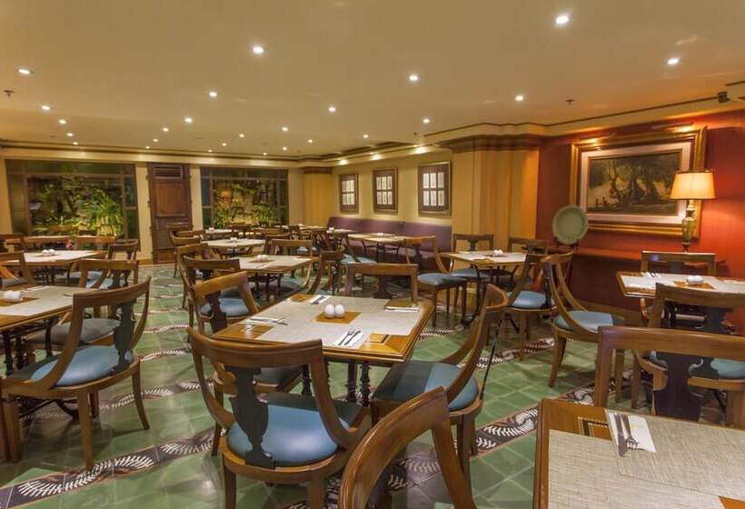 ホテル Herald Suites