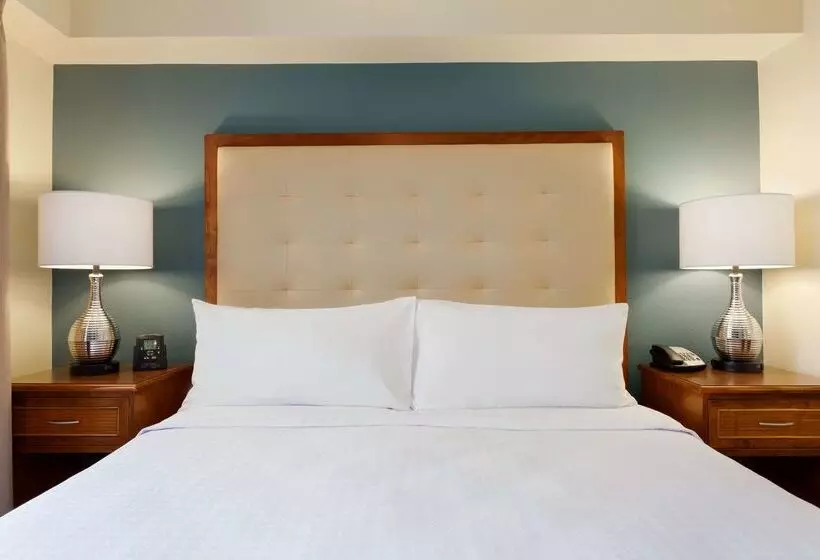 هتل Homewood Suites By Hilton San Diego Airport/liberty Station