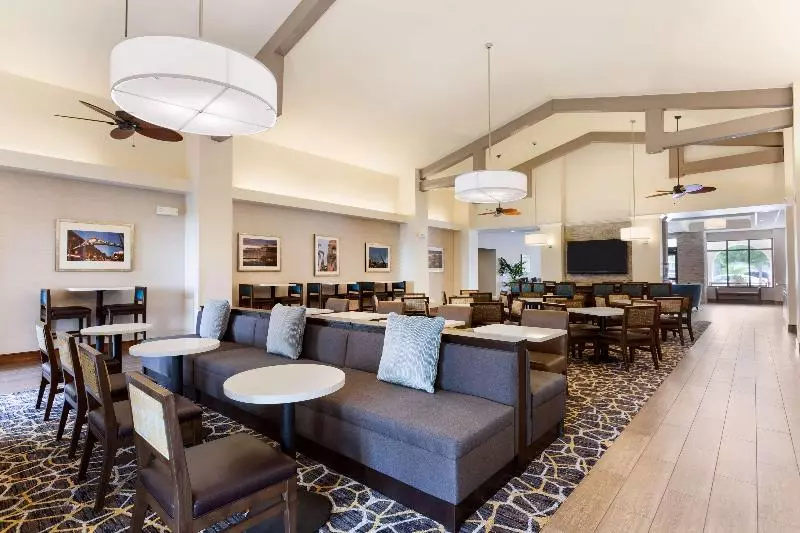 هتل Homewood Suites By Hilton San Diego Airport/liberty Station