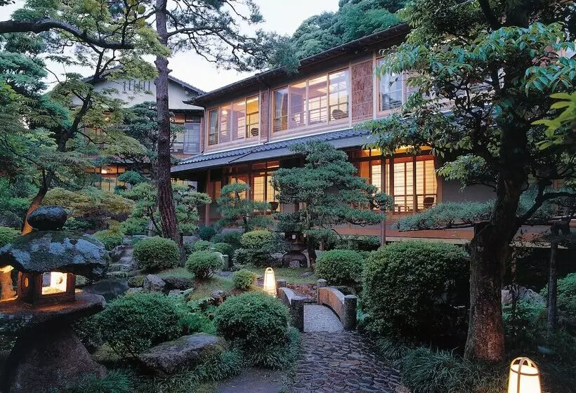 Otel Nishimuraya Honkan