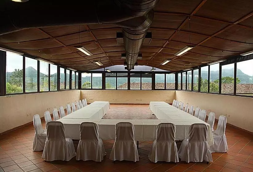 호텔 Los Mandarinos Boutique  And Spa