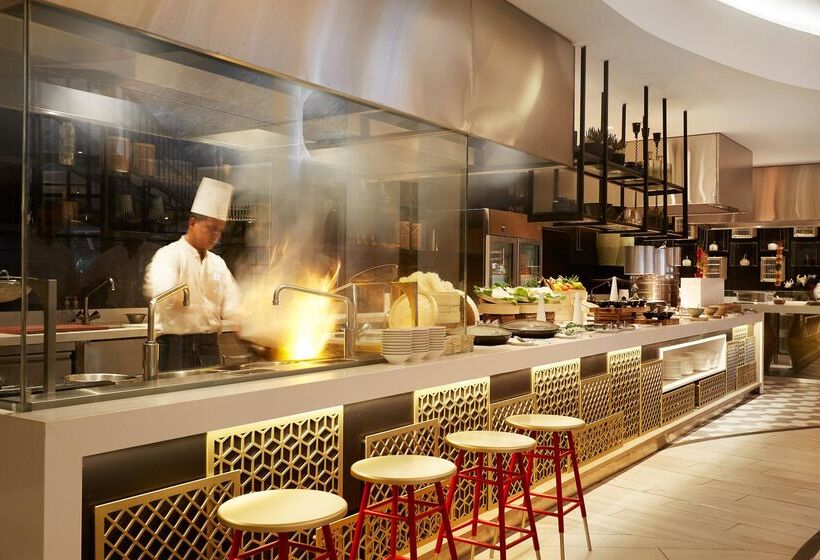 Отель Lux Grand Gaube Resort & Villas