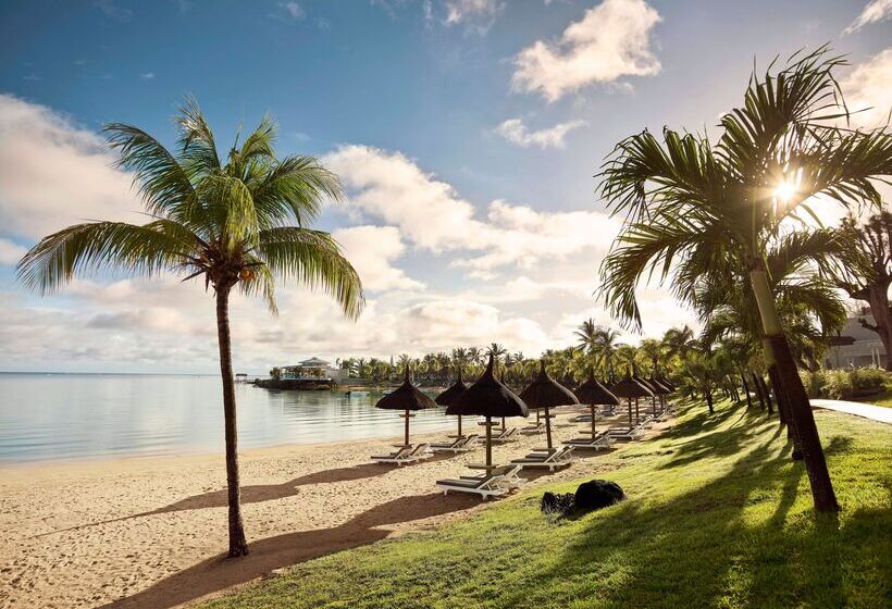 Отель Lux Grand Gaube Resort & Villas