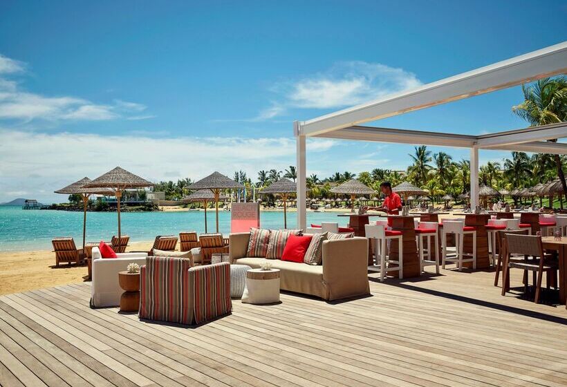 Отель Lux Grand Gaube Resort & Villas