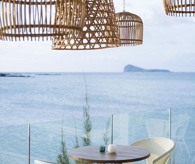 Отель Lux Grand Gaube Resort & Villas