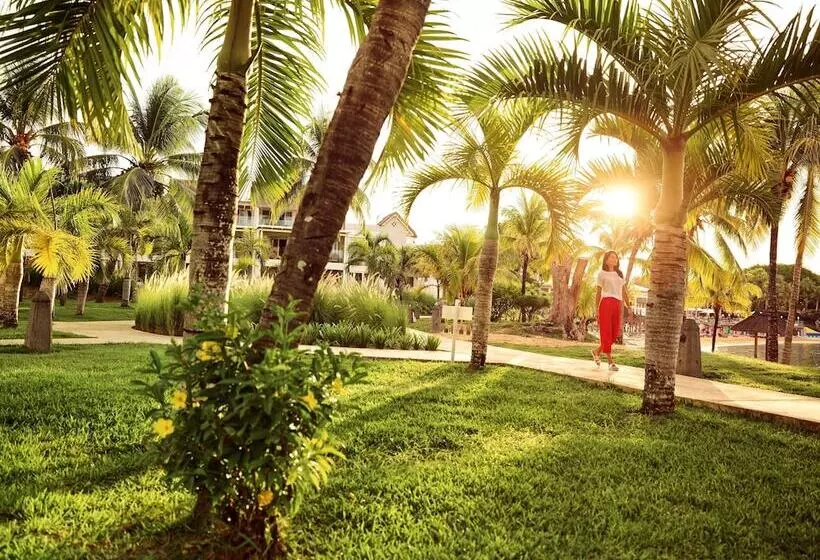 בית מלון כפרי Lux Grand Gaube Resort & Villas