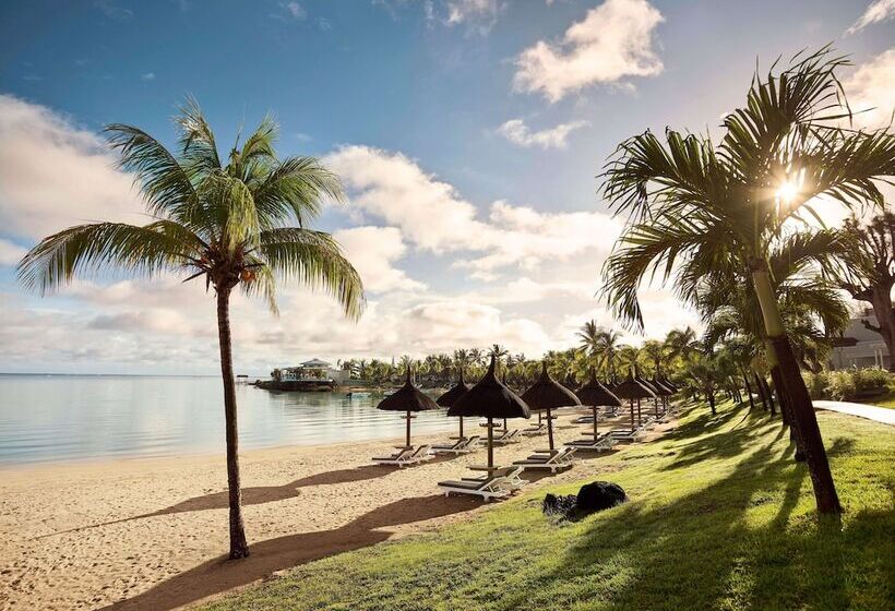 Отель Lux Grand Gaube Resort & Villas