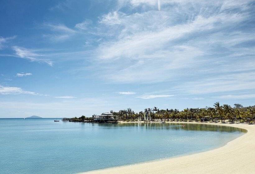 Отель Lux Grand Gaube Resort & Villas