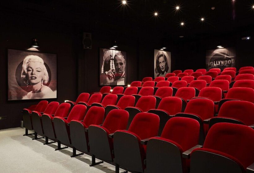 Отель Lux Grand Gaube Resort & Villas