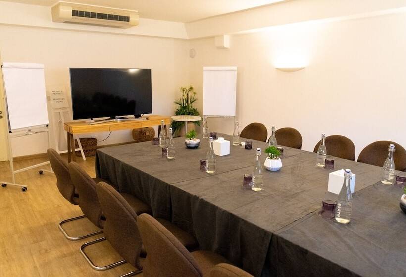 Отель Lux Grand Gaube Resort & Villas