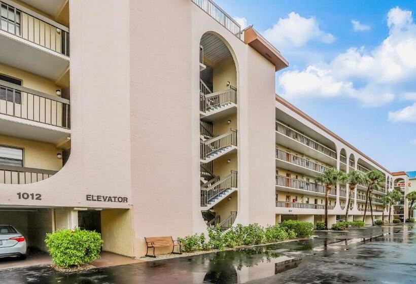 酒店 Marco Bay Resort At Anglers Cove