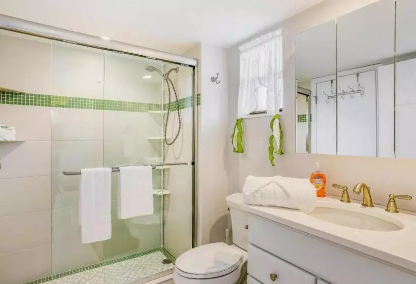 هتل Marco Bay Resort At Anglers Cove