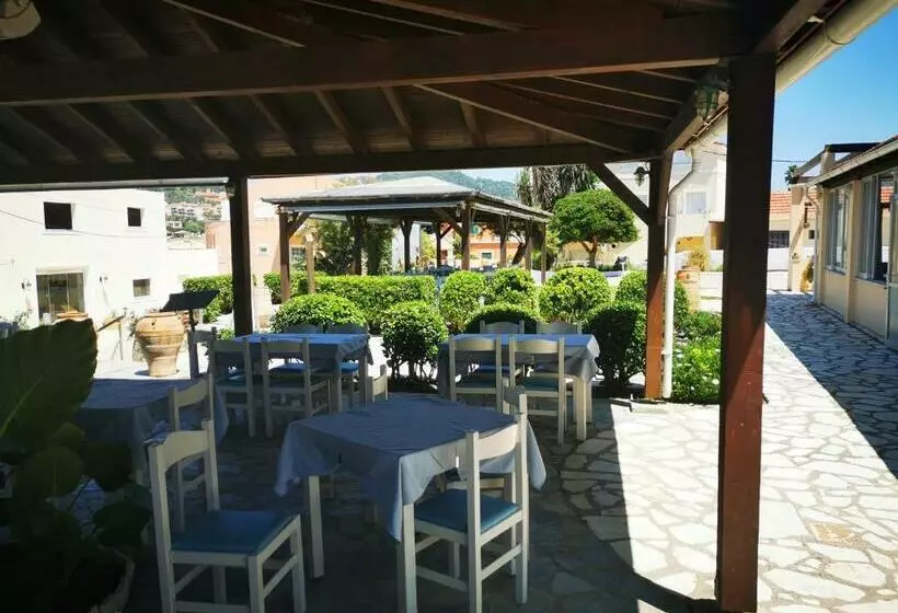 בית מלון כפרי Nafsika