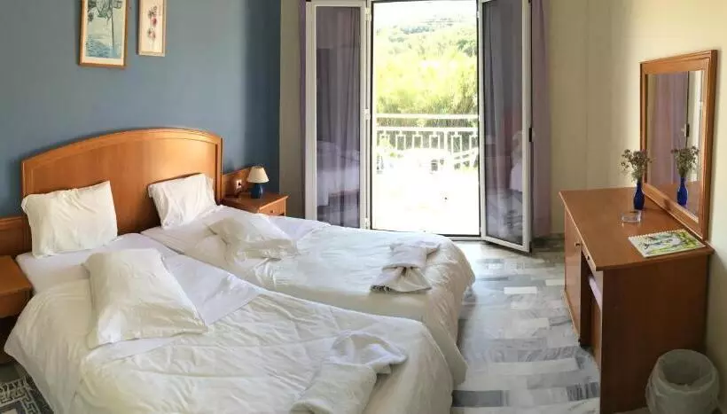 בית מלון כפרי Nafsika