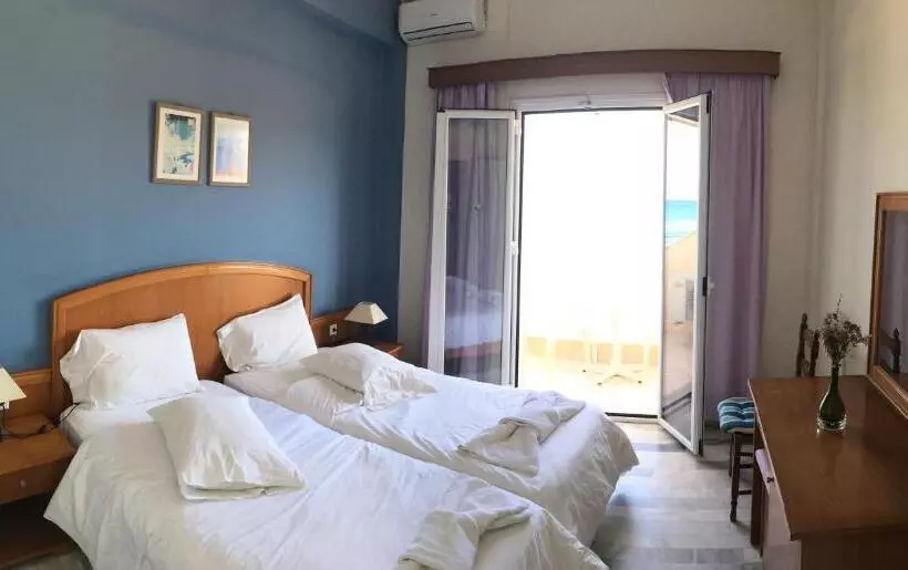 בית מלון כפרי Nafsika