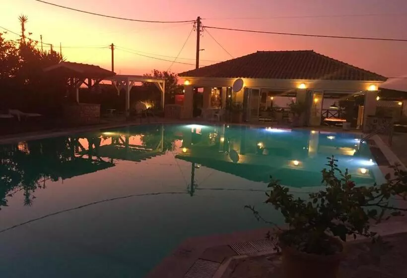 בית מלון כפרי Nafsika