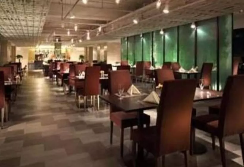 Hotel Ramada By Wyndham Beijing Airport