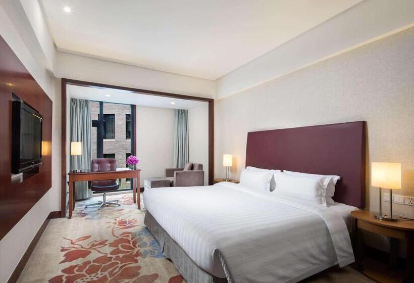 Отель Ramada By Wyndham Beijing Airport