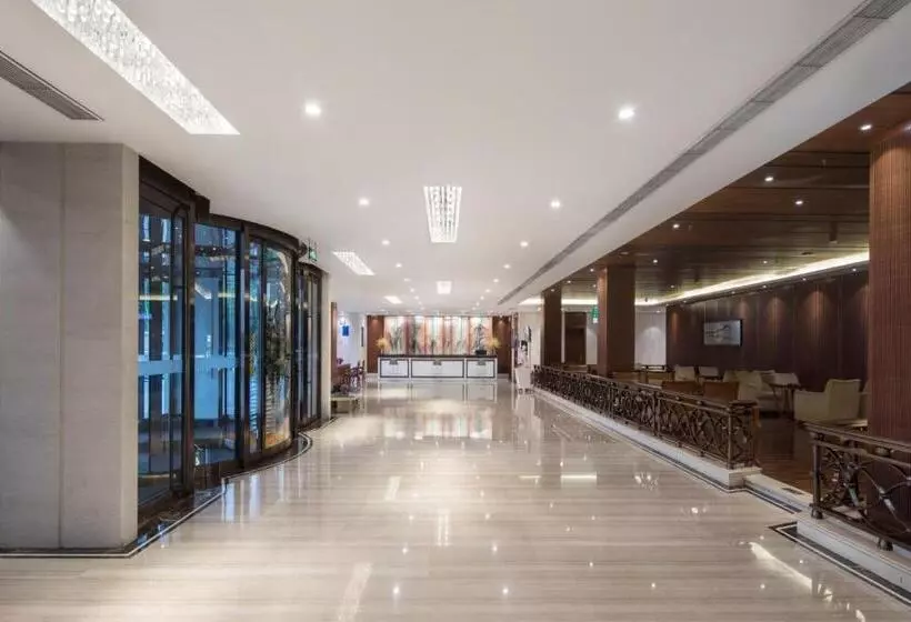 Hotel Ramada By Wyndham Beijing Airport