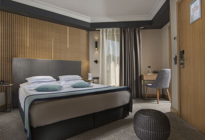 Rosslyn Thracia Hotel Sofia