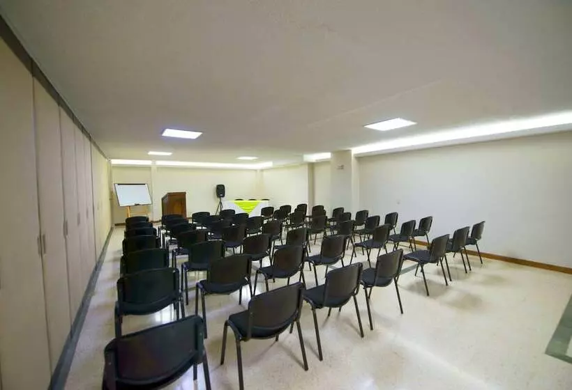 هتل San Pedro Del Fuerte