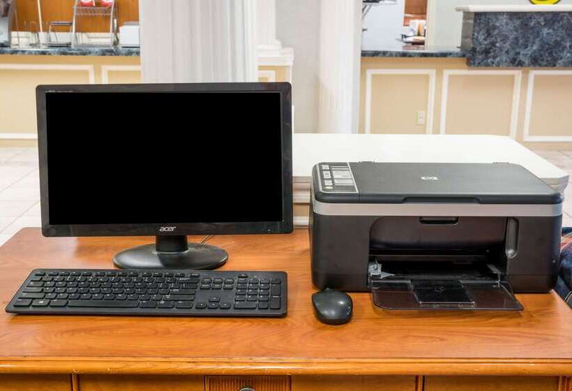 ホテル Super 8 By Wyndham Sealy