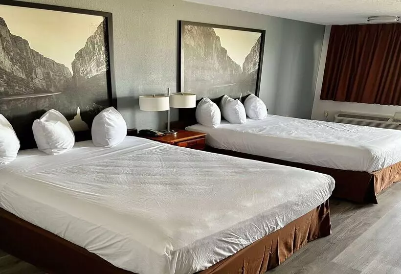 酒店 Super 8 By Wyndham Sealy