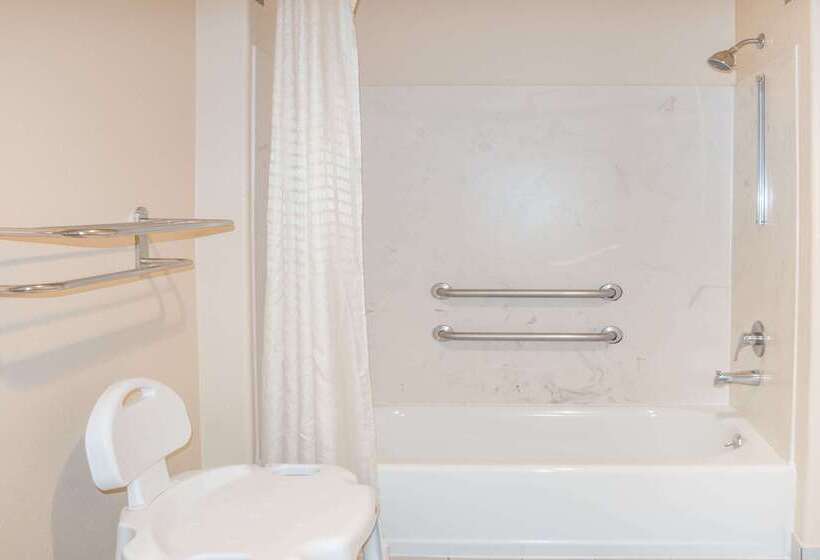 ホテル Super 8 By Wyndham Sealy