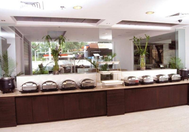 בית מלון כפרי The Place Gurugram, A Member Of Radisson Individuals