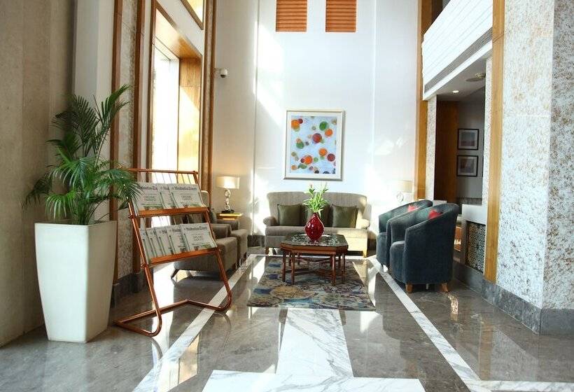 בית מלון כפרי The Place Gurugram, A Member Of Radisson Individuals