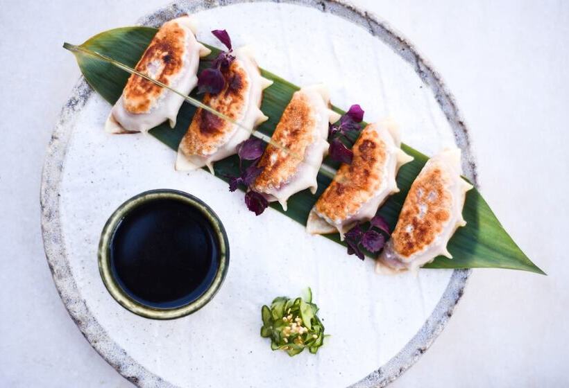 בית מלון כפרי The Westin Resort Costa Navarino