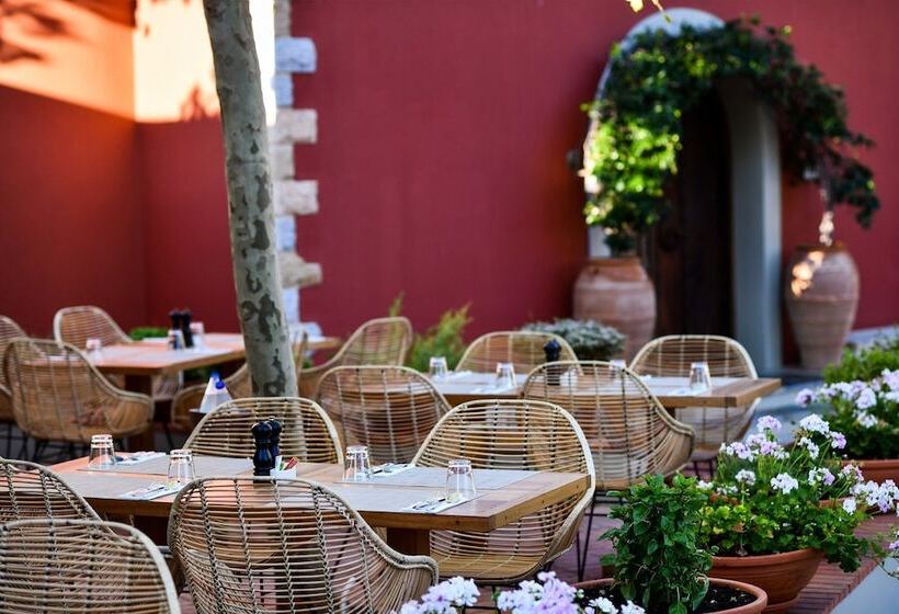 בית מלון כפרי The Westin Resort Costa Navarino