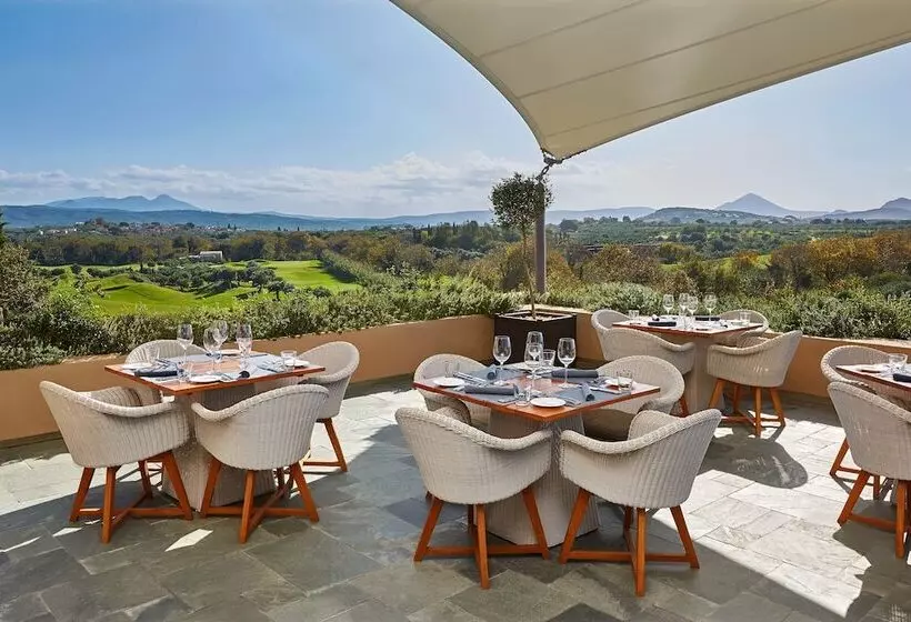 בית מלון כפרי The Westin Resort Costa Navarino