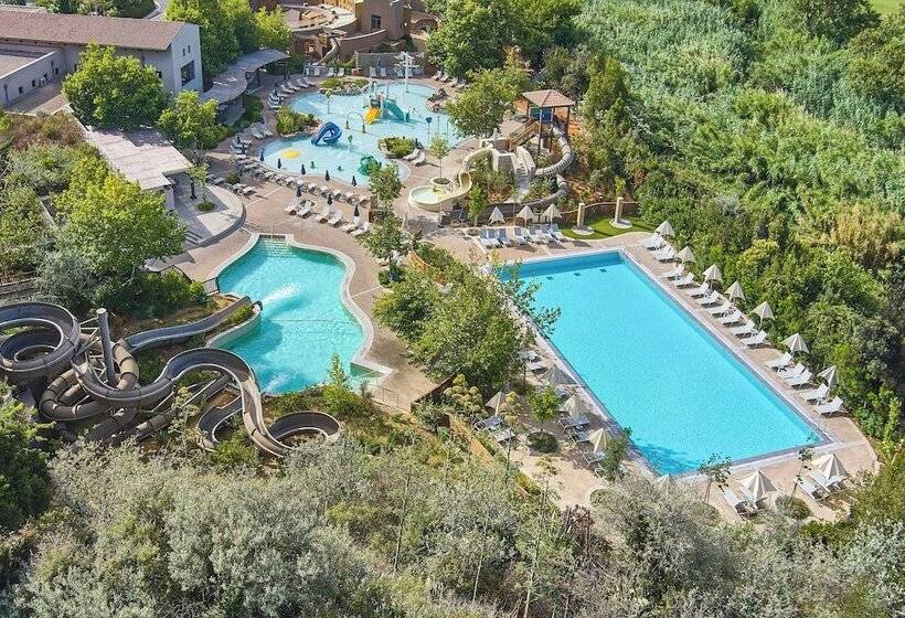 בית מלון כפרי The Westin Resort Costa Navarino