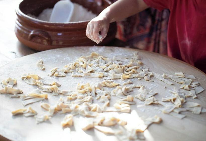 בית מלון כפרי The Westin Resort Costa Navarino