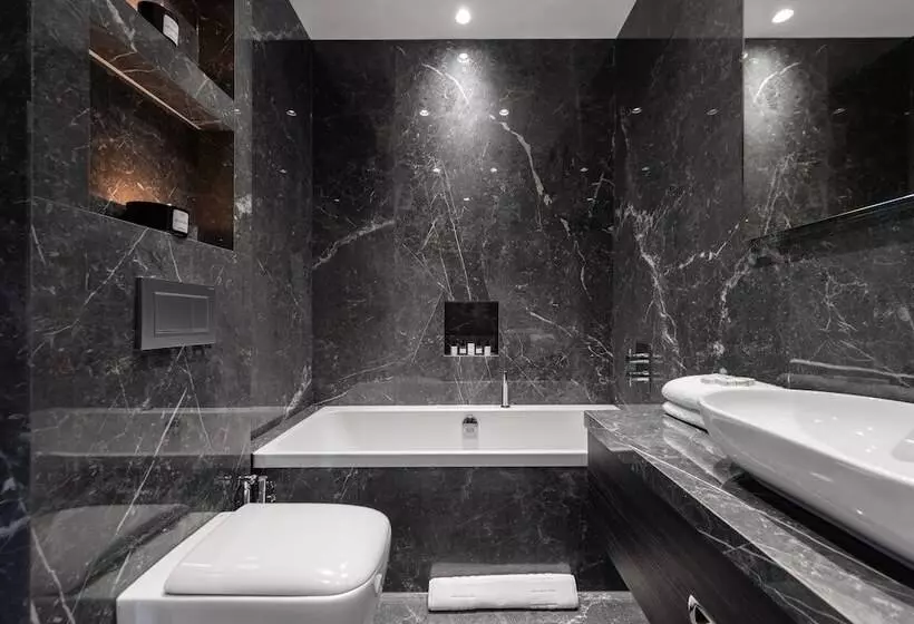 Hux Hotel, Kensington