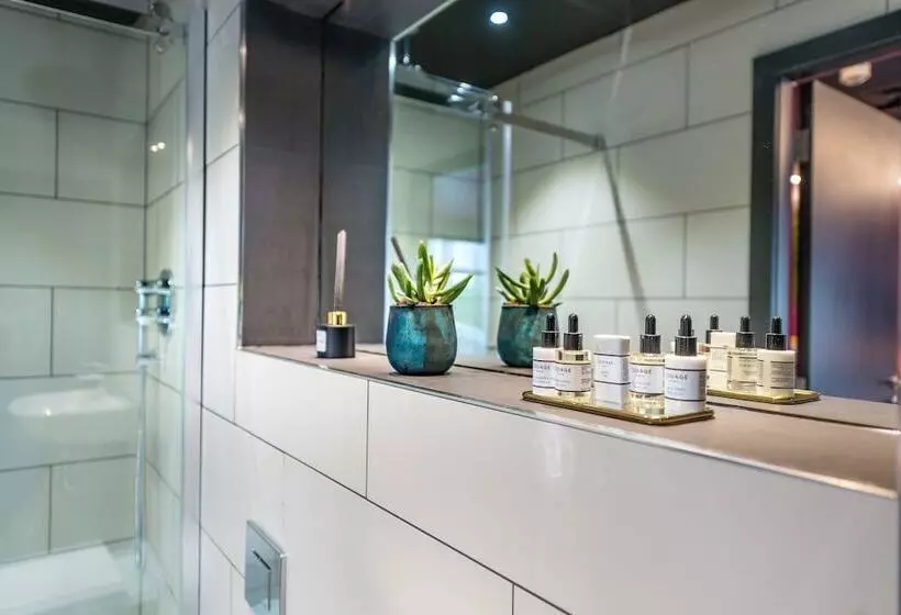 Hux Hotel, Kensington