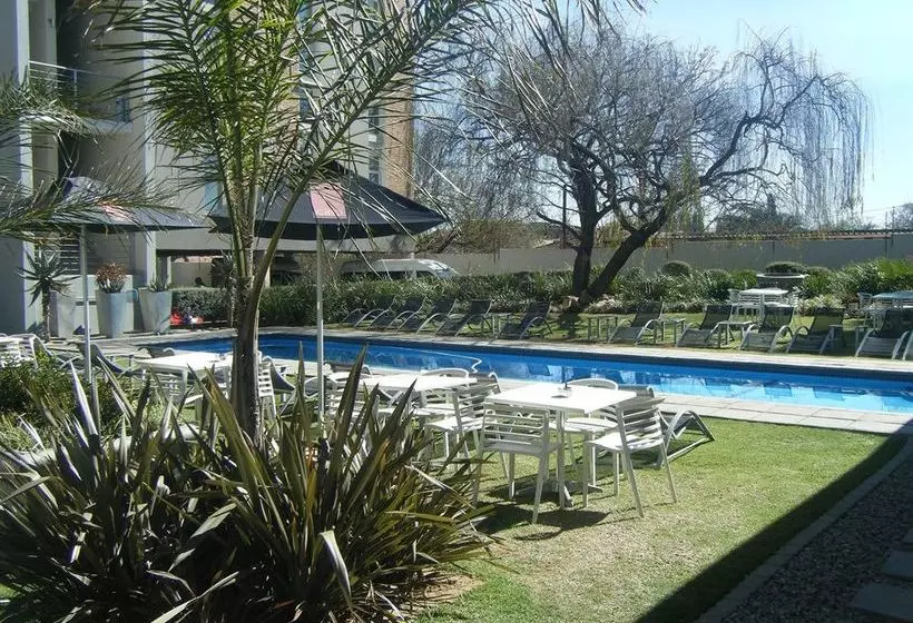 Отель The Aviator  Or Tambo International Airport