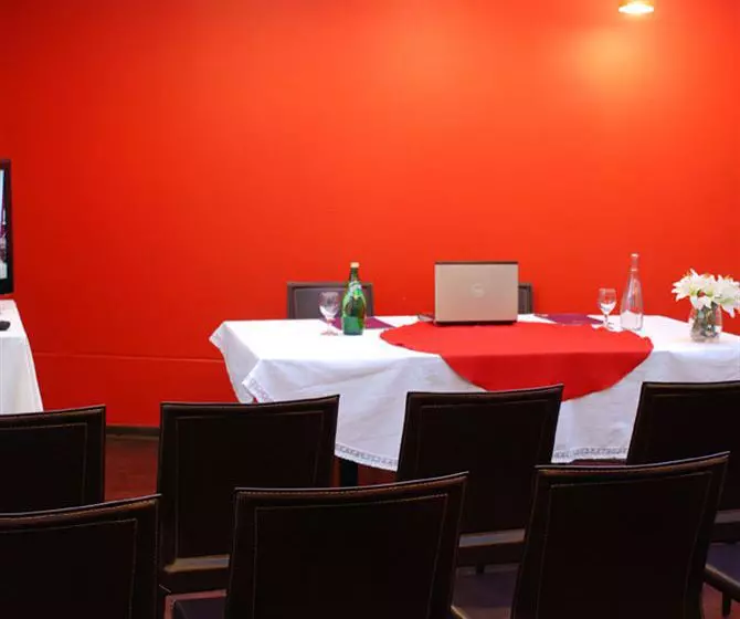 Oporto Boutique Hotel