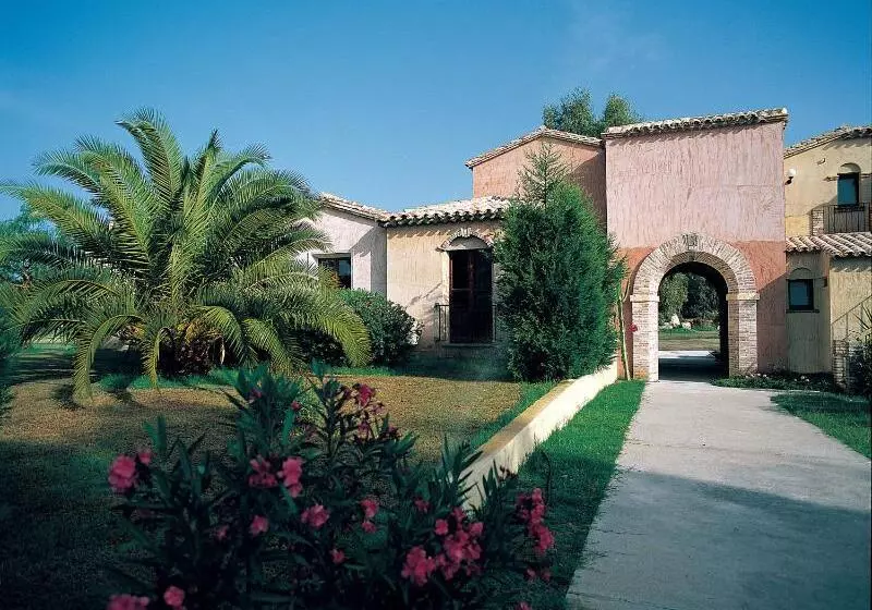 Baia Delle Palme Beach