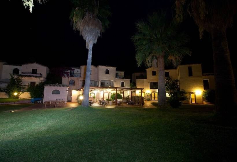 Baia Delle Palme Beach