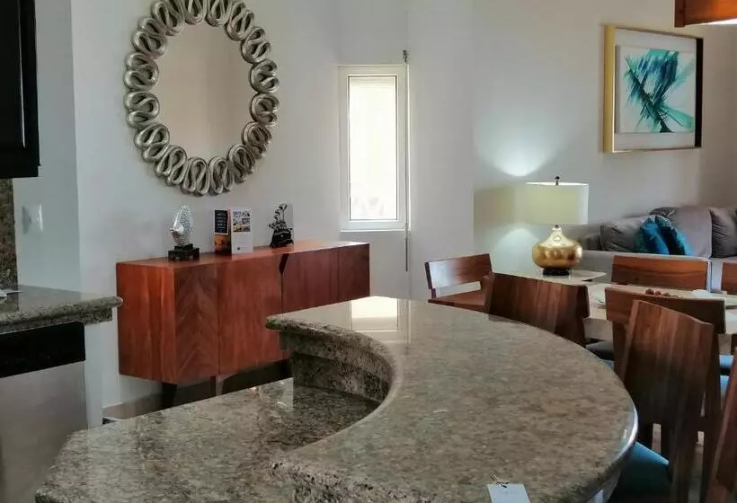 リゾートホテル Luxury Suites By Estrella Del Mar