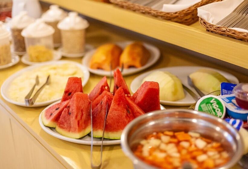 Tri Hotel & Flat Caxias