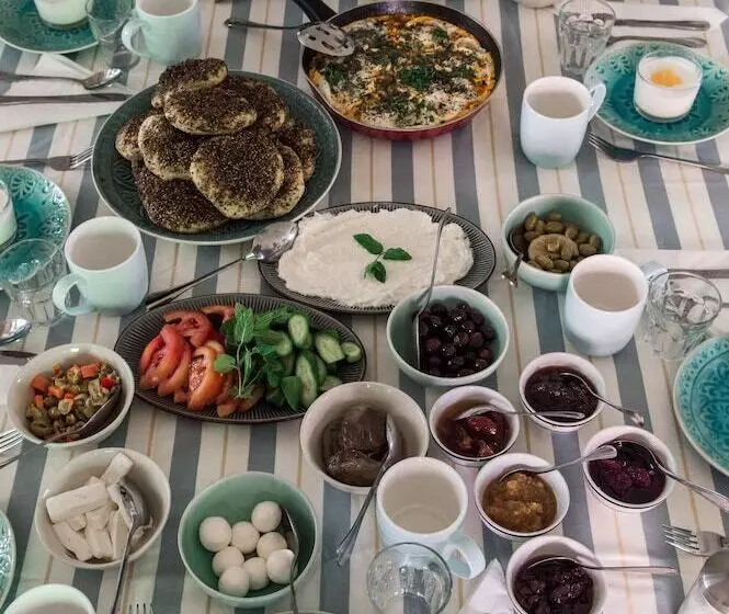 هتل Beit Al Baraka