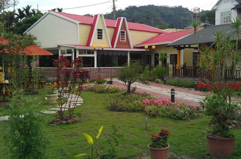 هتل Chambord Castle