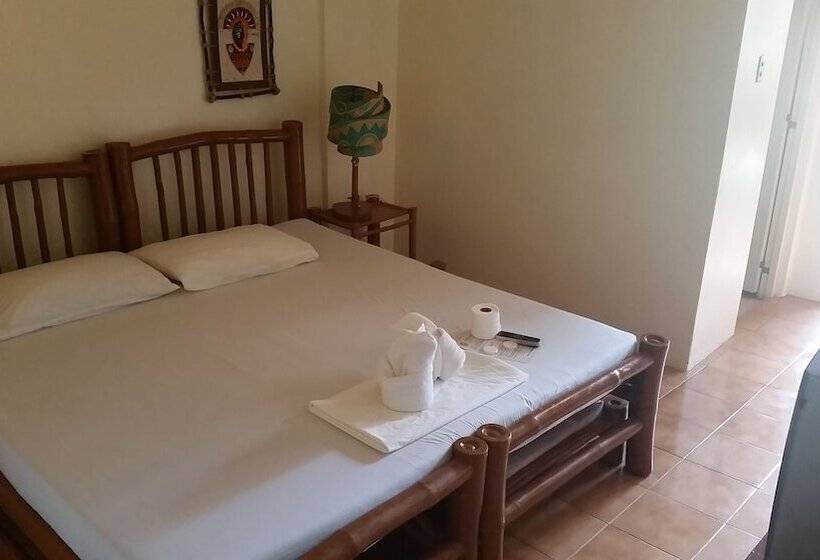 فندق Fat Jimmy's Resort Boracay