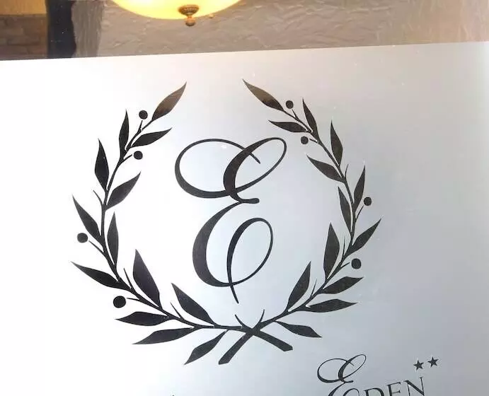 هتل Pension Eden