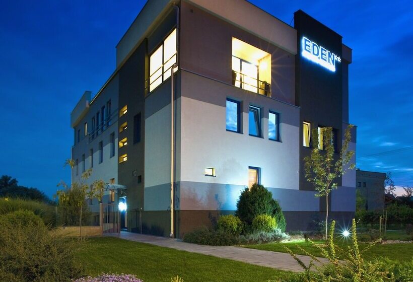 فندق Pension Eden